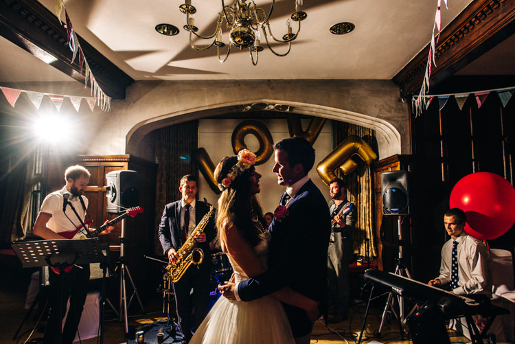 Quirky English Garden Party Wedding http://www.michellewoodphotographer.com/