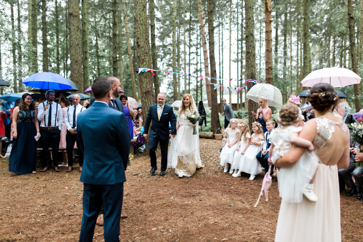 Beautiful Woodland Glade Wedding https://emilyhannah.com/