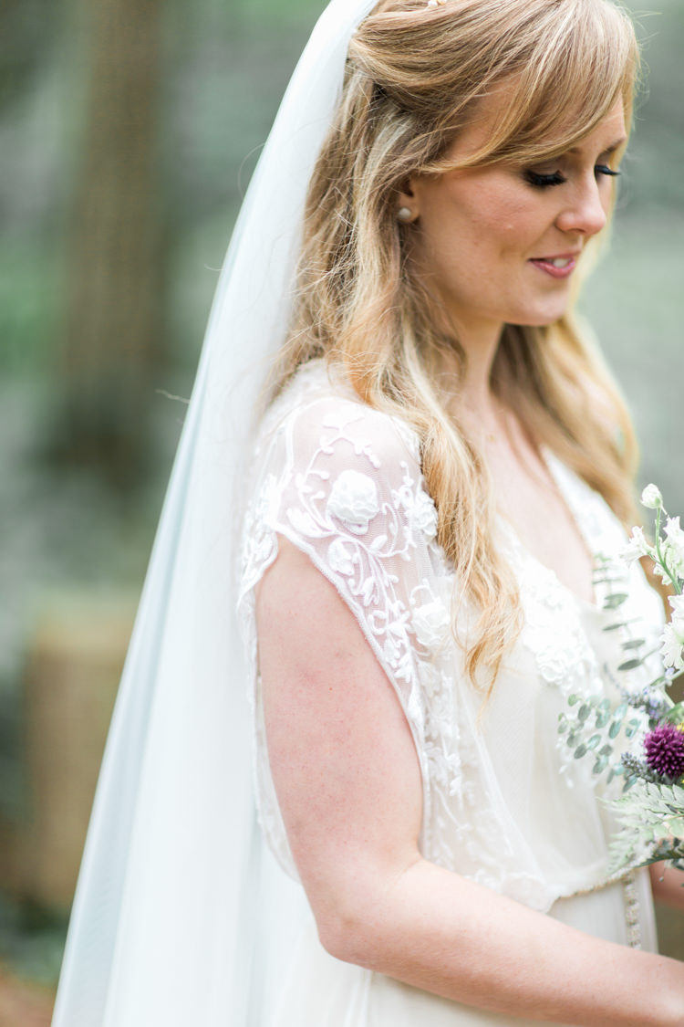 Veil Hair Bride Bridal Style Beautiful Woodland Glade Wedding https://emilyhannah.com/