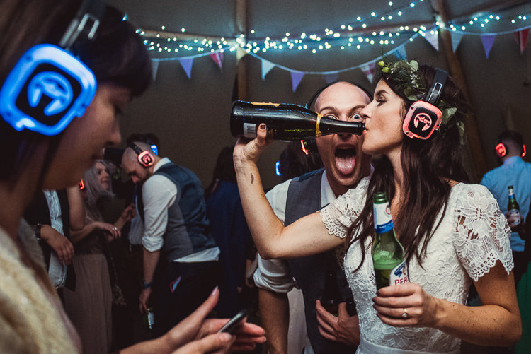 Bohemian Festival Tipi Wedding http://esmemai.com/