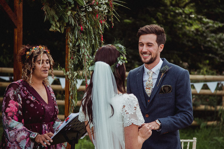 Bohemian Festival Tipi Wedding http://esmemai.com/