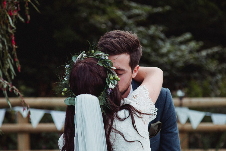 Bohemian Festival Tipi Wedding http://esmemai.com/