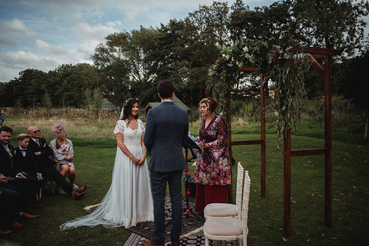 Bohemian Festival Tipi Wedding http://esmemai.com/