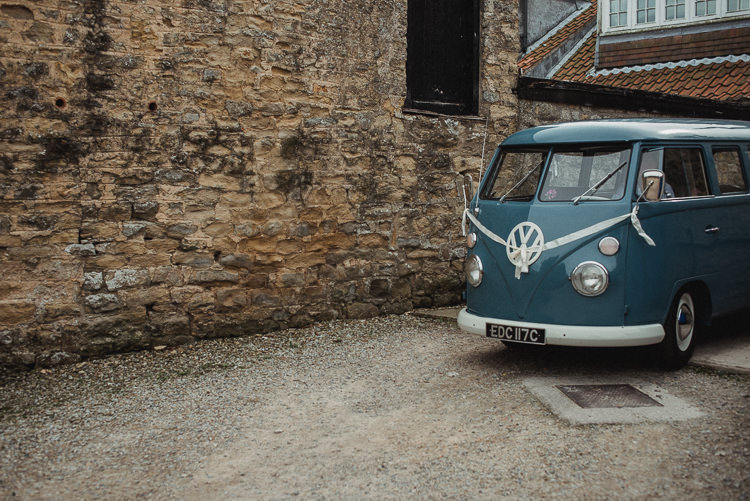 Bohemian Festival Tipi Wedding http://esmemai.com/