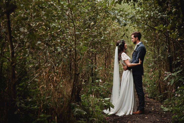 Bohemian Festival Tipi Wedding http://esmemai.com/