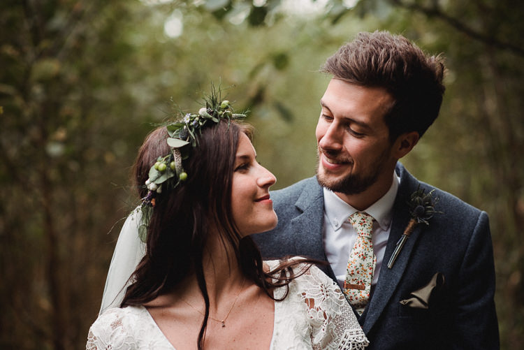 Bohemian Festival Tipi Wedding http://esmemai.com/