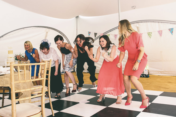 Rustic Woodland Birds Outdoorsy Wedding http://www.emmaboileau.co.uk/