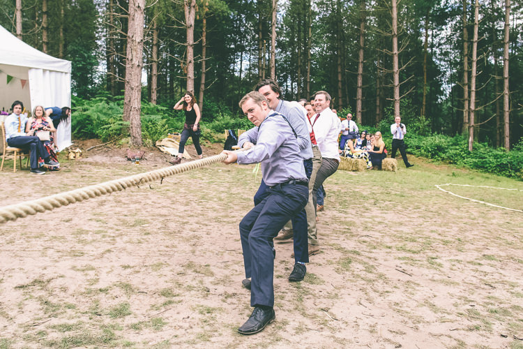 Rustic Woodland Birds Outdoorsy Wedding http://www.emmaboileau.co.uk/