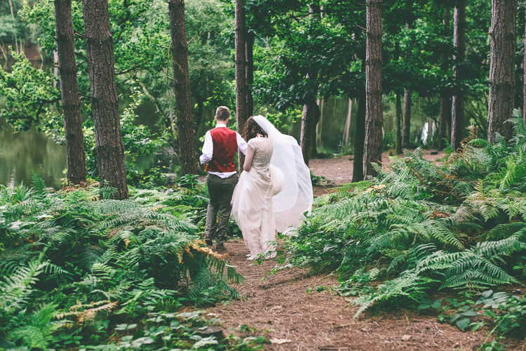 Rustic Woodland Birds Outdoorsy Wedding http://www.emmaboileau.co.uk/