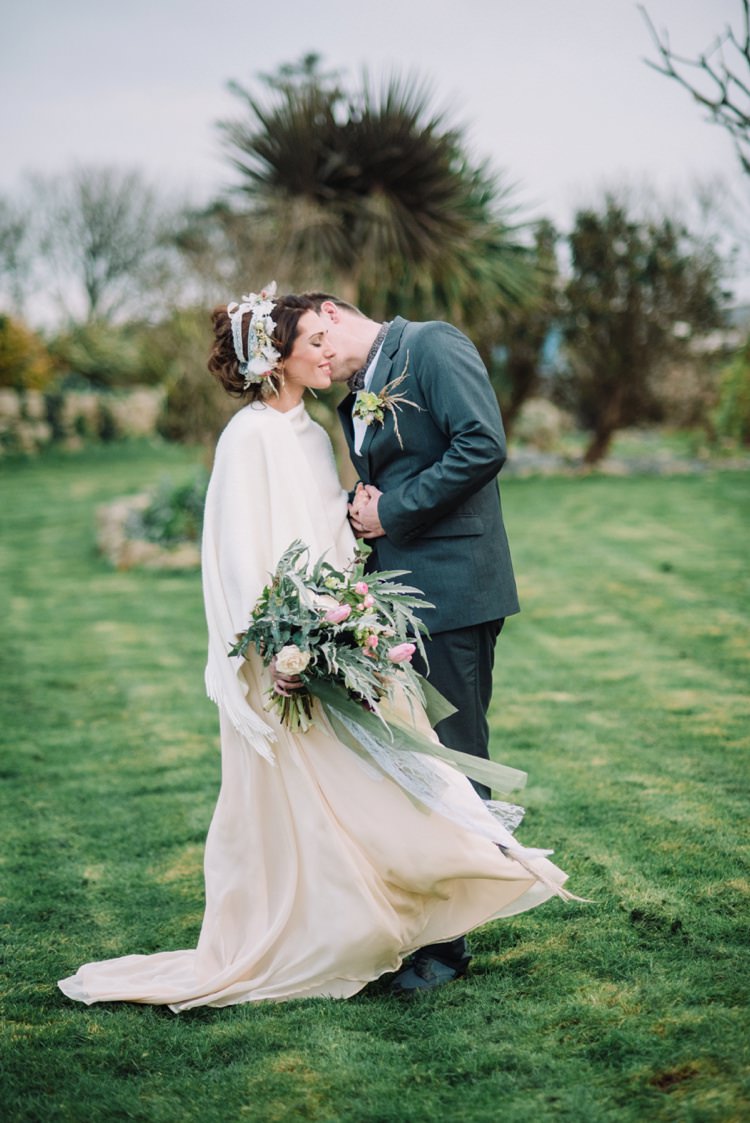 Bohemian Styled Vow Renewal https://libertypearlphotography.com/