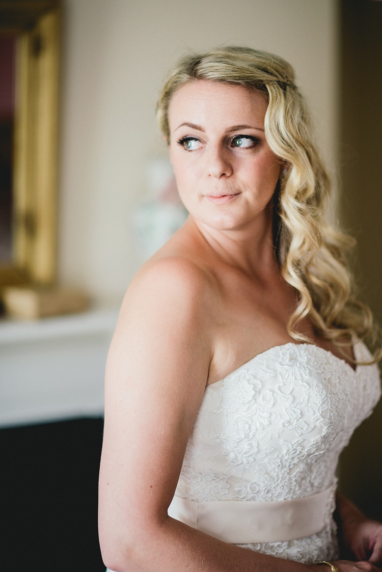 Make Up Bride Bridal Natural Pretty All Things Big Bright Beautiful Multicolour Wedding http://benjaminmathers.co.uk/