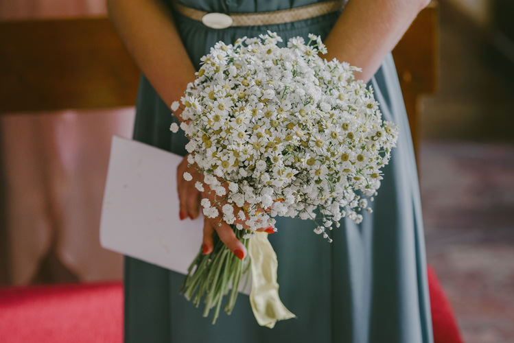 Bridesmaid Green Dress Gold Belt White Daisy Bouquet White Ribbon Natural Greenery Stylish Wedding Transylvania https://raresion.com/