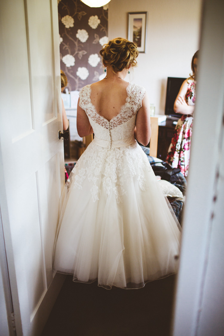 Tea Length 1950 Short Dress Bride Bridal Gown Justin Alexander Lace Buttons Pretty DIY Outdoor Village Hall Wedding https://photography34.co.uk/