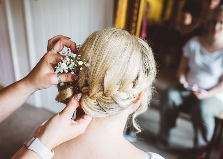 Bridesmaid Hair Plait Braid Natural Woodland Hessian Lace Wedding http://holliecarlinphotography.com/