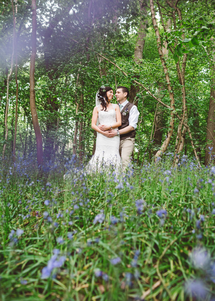 Natural Woodland Hessian Lace Wedding http://holliecarlinphotography.com/