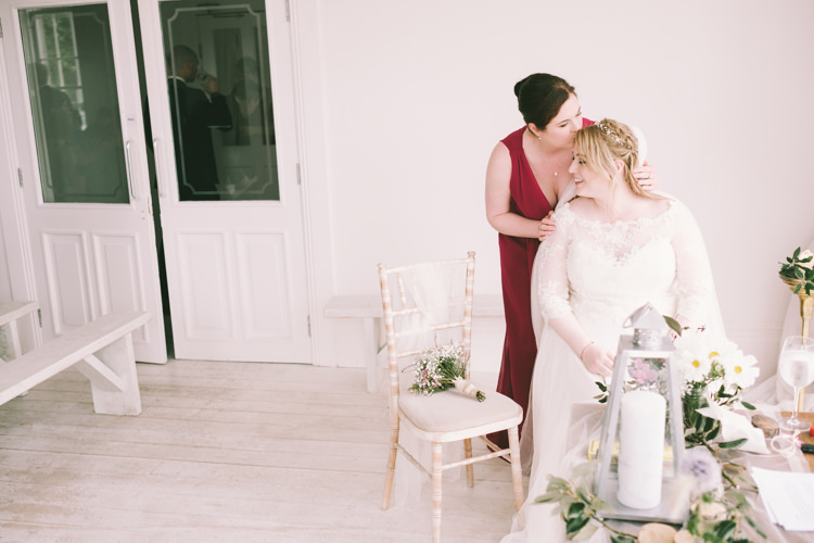 Pretty Light Pink Country House Wedding http://jonathanryderphotography.com/