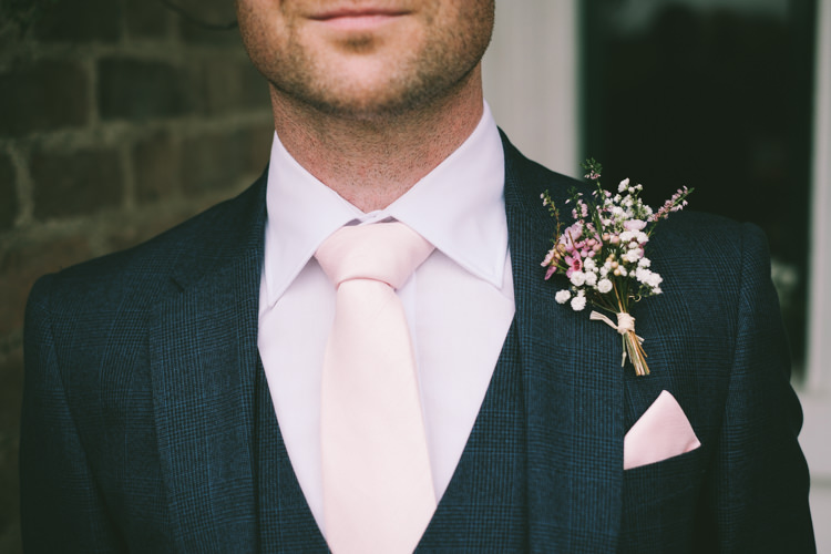 Groom Tie Buttonhle Gypsophila Wax Flower Pretty Light Pink Country House Wedding http://jonathanryderphotography.com/