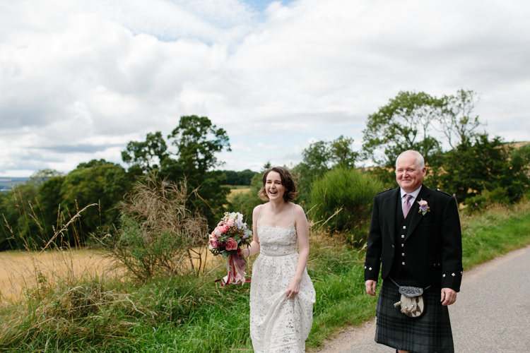 Intimate Indie Woodland Wedding http://www.caroweiss.com/