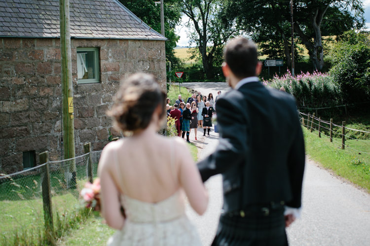 Intimate Indie Woodland Wedding http://www.caroweiss.com/