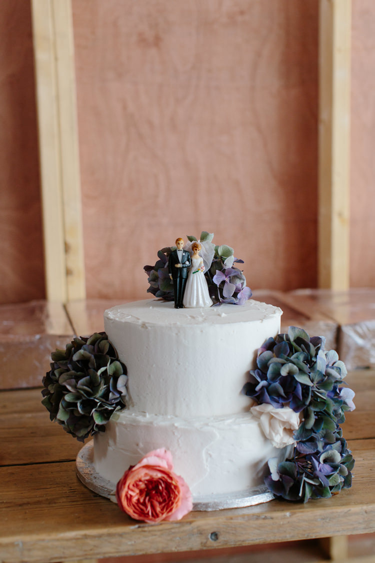 Butter Cream Cake Flowers Vintage Toppers Intimate Indie Woodland Wedding http://www.caroweiss.com/