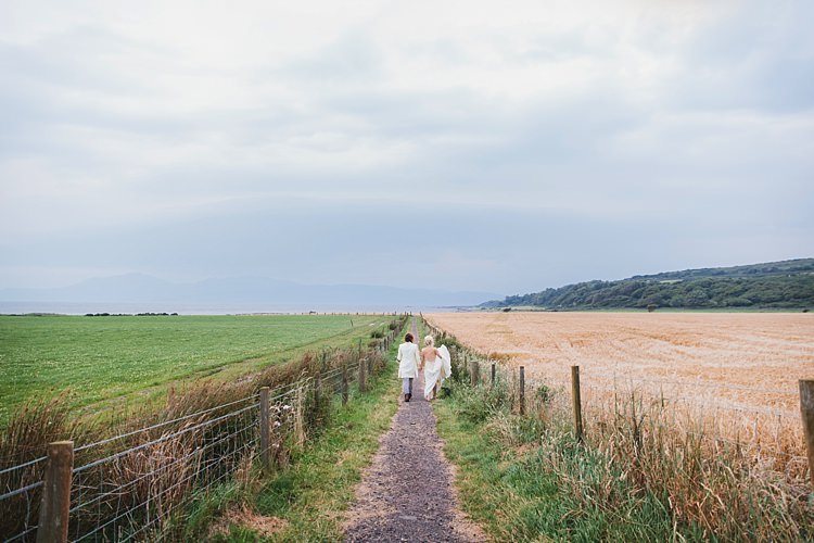 Wild Artistic Ethereal Wedding http://sarahannweddings.com/