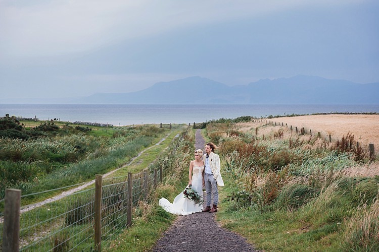 Wild Artistic Ethereal Wedding http://sarahannweddings.com/
