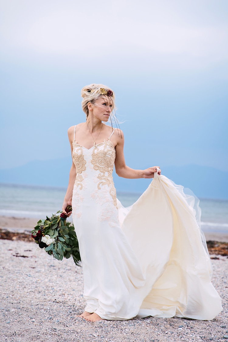 Wild Artistic Ethereal Wedding http://sarahannweddings.com/