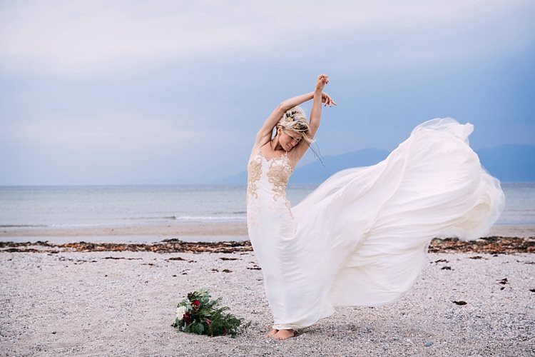 Wild Artistic Ethereal Wedding http://sarahannweddings.com/