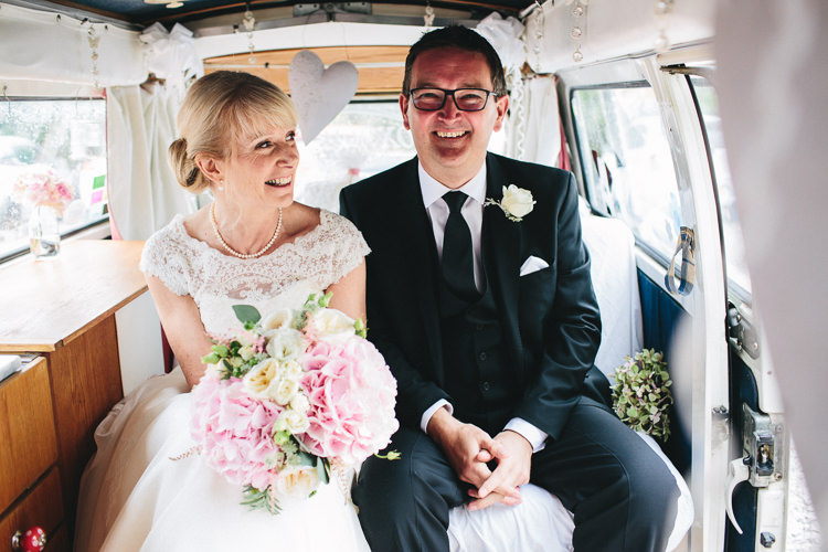 Relaxed Country Garden Party Wedding http://www.jessicaoshaughnessy.co.uk/