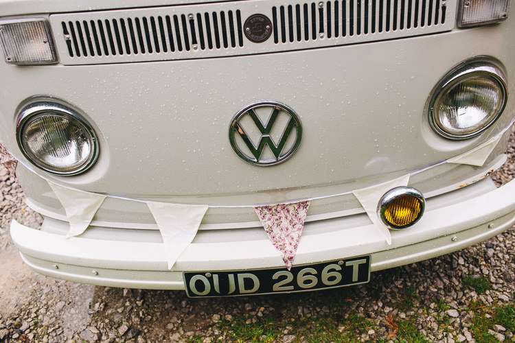 Relaxed Country Garden Party Wedding http://www.jessicaoshaughnessy.co.uk/