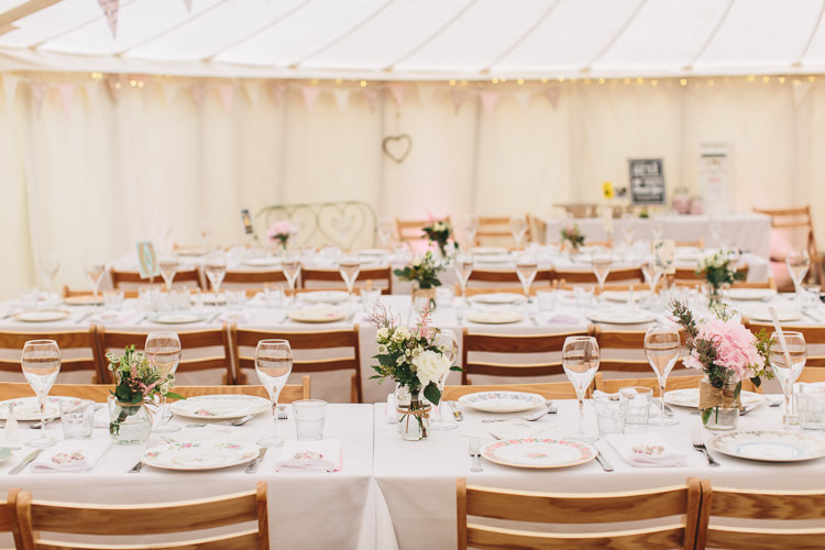 Relaxed Country Garden Party Wedding http://www.jessicaoshaughnessy.co.uk/
