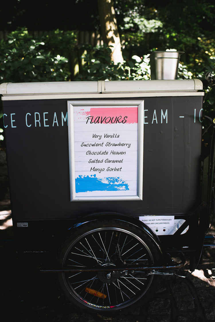 Ice Cream Cart Relaxed Outdoor City Park Festival Wedding http://kristianlevenphotography.co.uk/