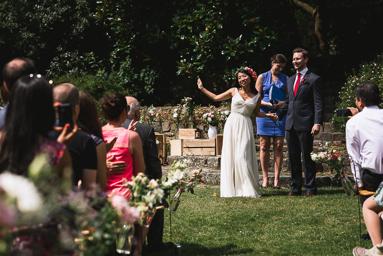 Relaxed Outdoor City Park Festival Wedding http://kristianlevenphotography.co.uk/