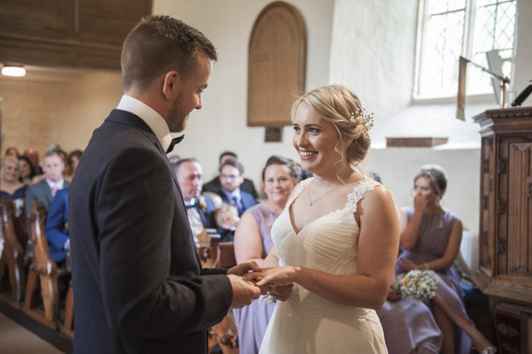 Whimsical Summery Lilac Wedding http://eleanorjaneweddings.co.uk/