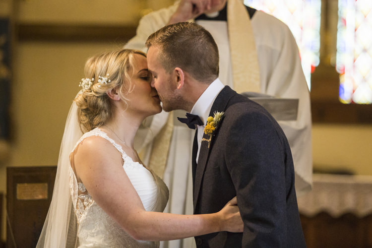 Whimsical Summery Lilac Wedding http://eleanorjaneweddings.co.uk/