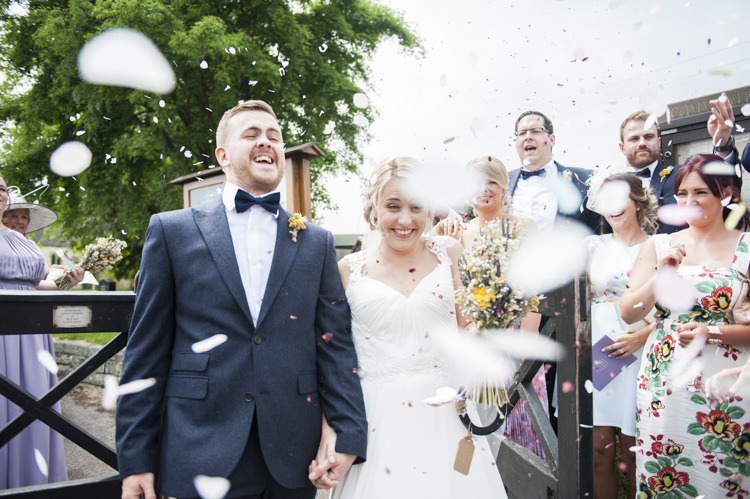 Confetti Throw Bride Groom Whimsical Summery Lilac Wedding http://eleanorjaneweddings.co.uk/