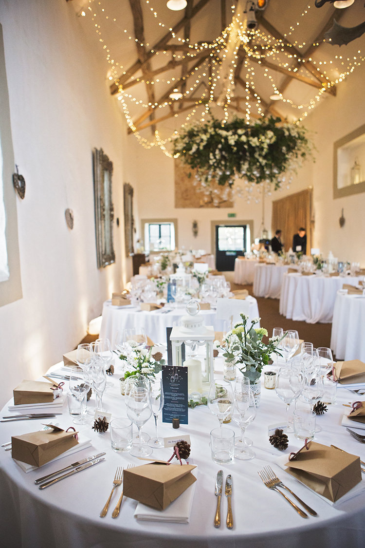 Elegant Luxe Red Blue Winter Wedding http://www.bennicarolweddingphotography.com/