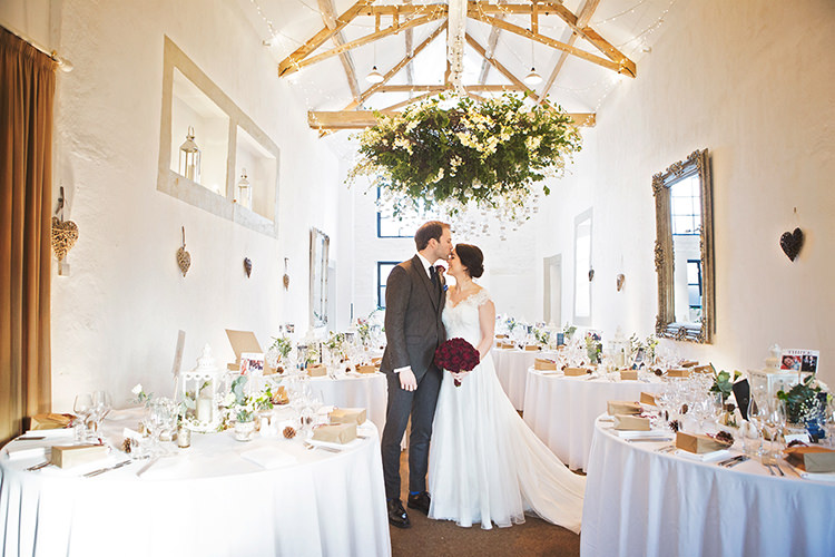Elegant Luxe Red Blue Winter Wedding http://www.bennicarolweddingphotography.com/
