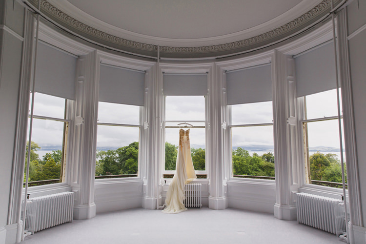 Wild Artistic Ethereal Wedding http://sarahannweddings.com/