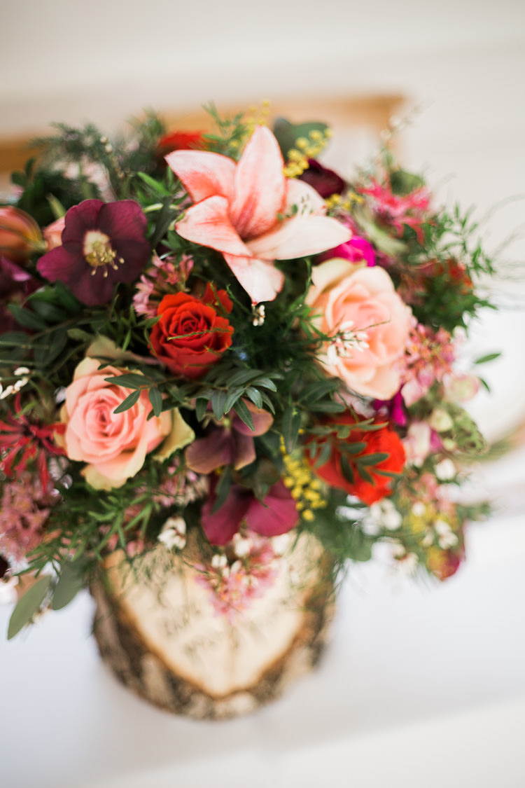 Flowers Centrepiece Rosee Greenery Foliage Rustic Log Luxe Copper & Red Wedding Ideas http://www.danielle-smith-photography.com/