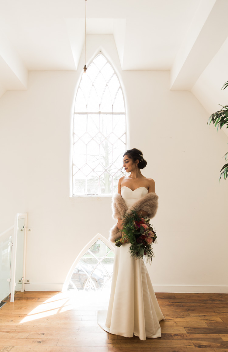 Luxe Copper & Red Wedding Ideas http://www.danielle-smith-photography.com/