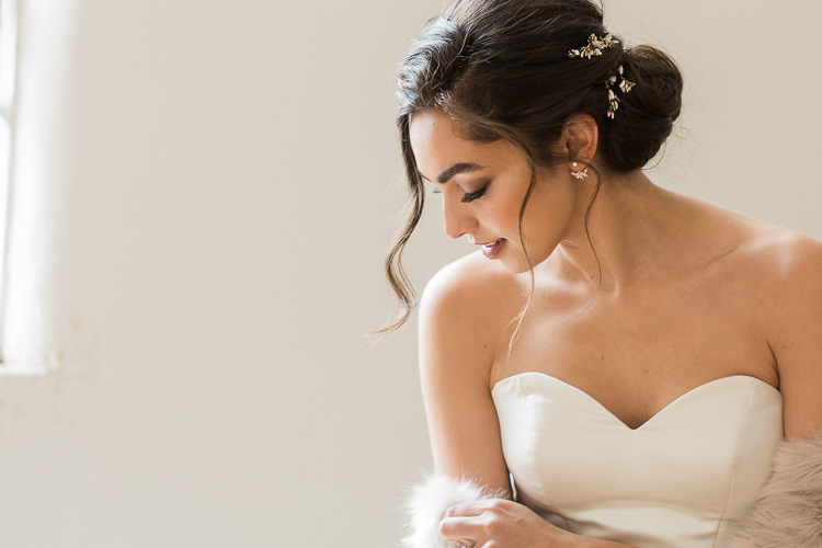 Luxe Copper & Red Wedding Ideas http://www.danielle-smith-photography.com/