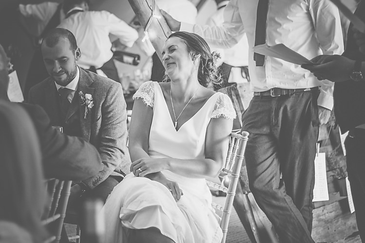 Lovely Greenery Farm Tipi Wedding http://www.victoriasomersethowphotography.co.uk/