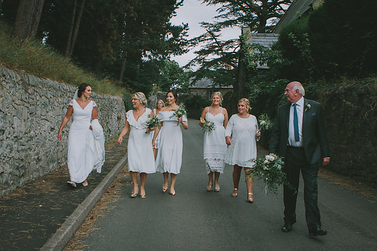 Lovely Greenery Farm Tipi Wedding http://www.victoriasomersethowphotography.co.uk/