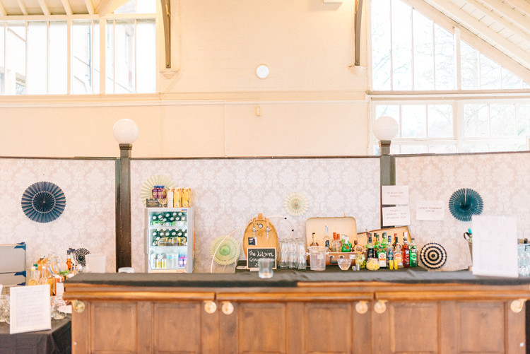 Playful Stylish Navy Winter Wedding http://sarahjaneethan.co.uk/