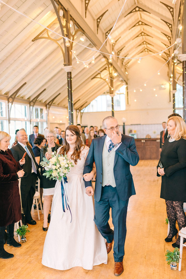 Playful Stylish Navy Winter Wedding http://sarahjaneethan.co.uk/