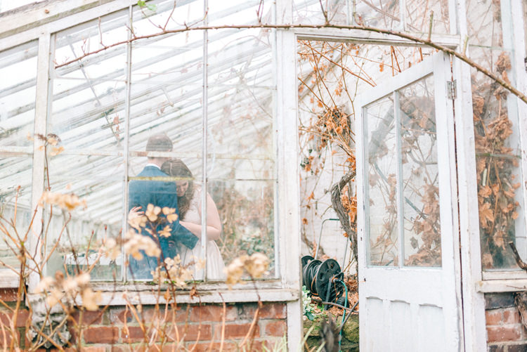 Playful Stylish Navy Winter Wedding http://sarahjaneethan.co.uk/