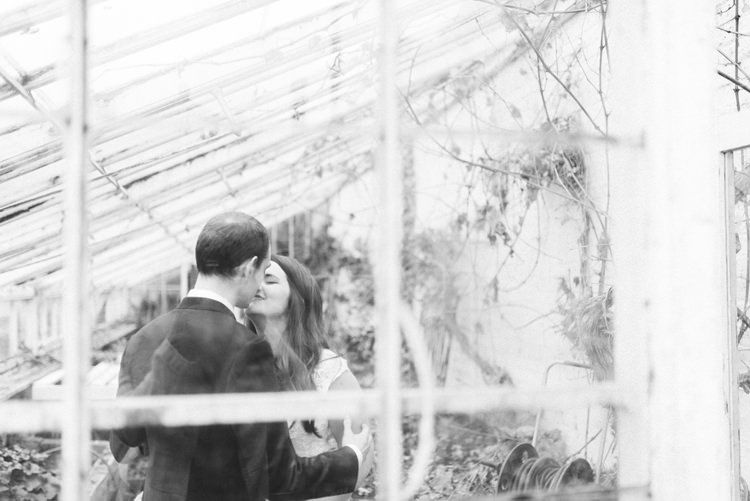 Playful Stylish Navy Winter Wedding http://sarahjaneethan.co.uk/