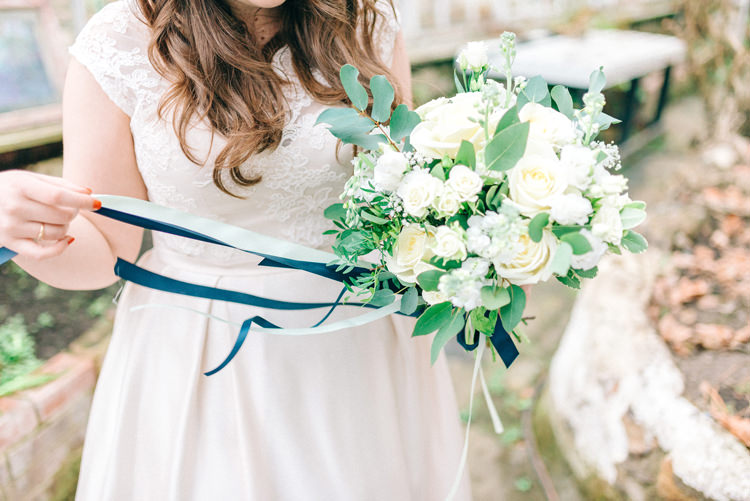 Playful Stylish Navy Winter Wedding http://sarahjaneethan.co.uk/