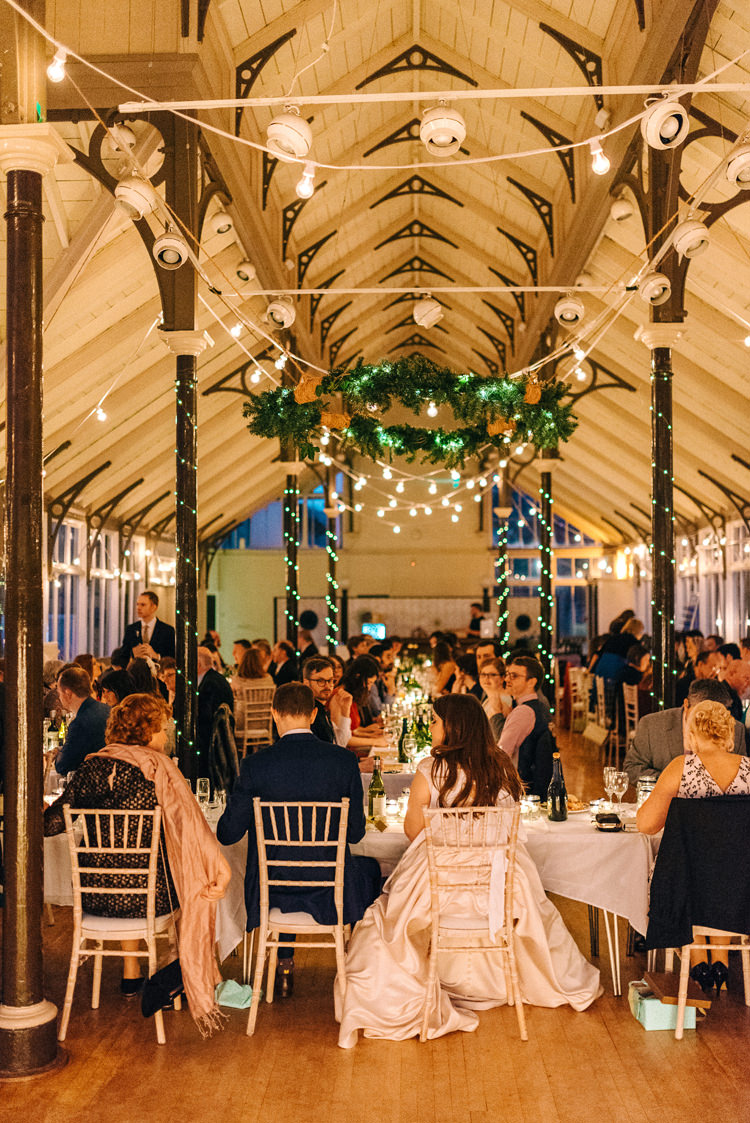 Playful Stylish Navy Winter Wedding http://sarahjaneethan.co.uk/